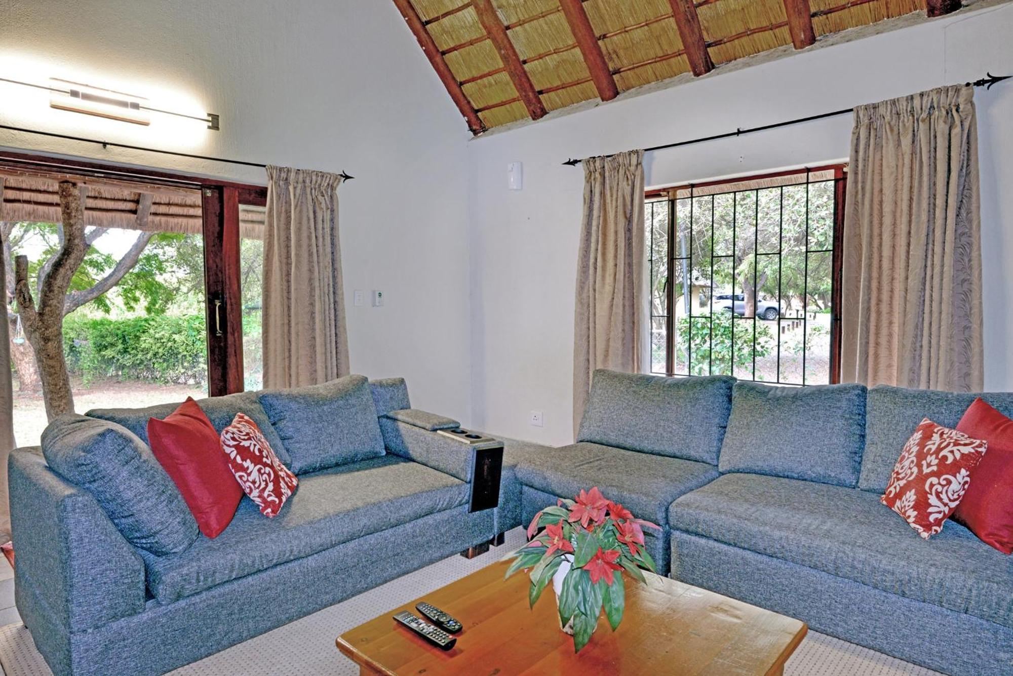 Komati River Chalets Komatipoort Zewnętrze zdjęcie